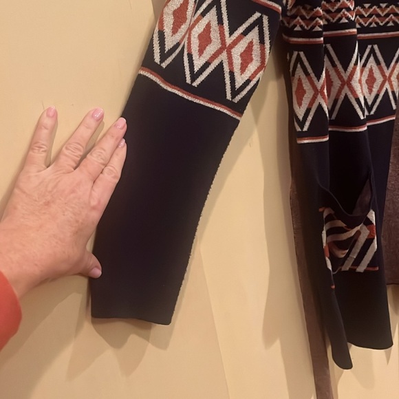 Rachel Zoe ladies open sweater cardigan with tie belt size L Aztec print hoodie - Picture 6 of 12